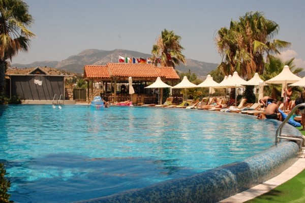 3S Beach Club