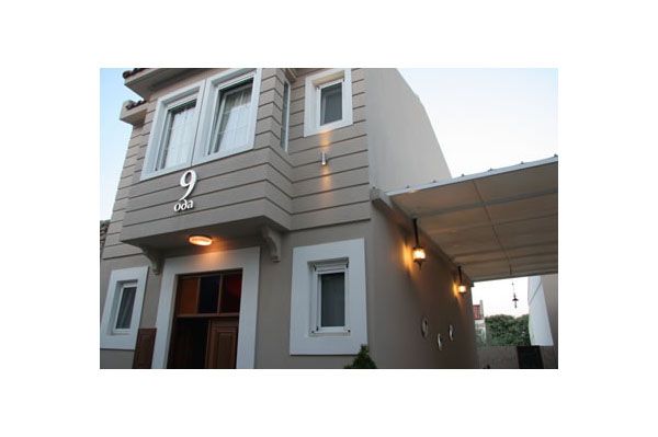 9 Oda Otel