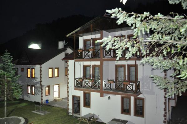 Abant Dört Mevsim Konağı