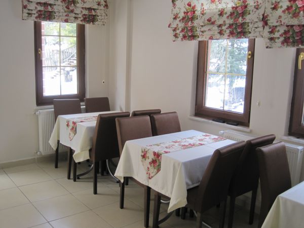 Abant Dört Mevsim Konağı