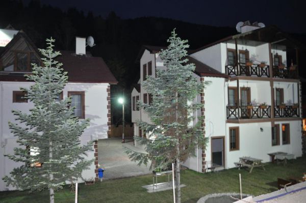 Abant Dört Mevsim Konağı