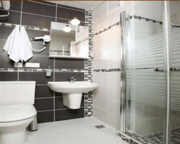 Ada Elit Hotel