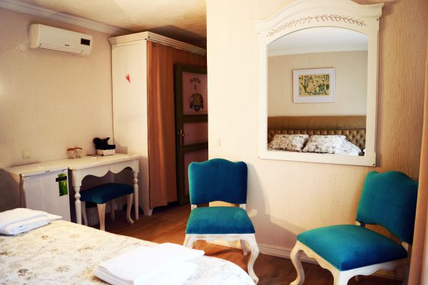 Aeneas Boutique Hotel