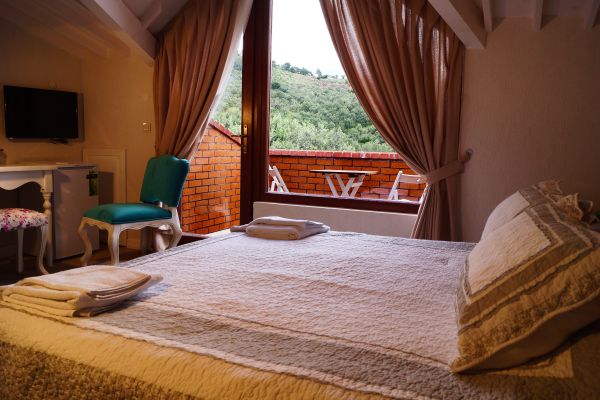 Aeneas Boutique Hotel