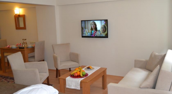 Aiza Suites