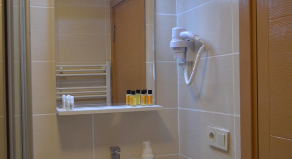 Aiza Suites