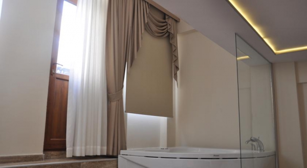 Aiza Suites