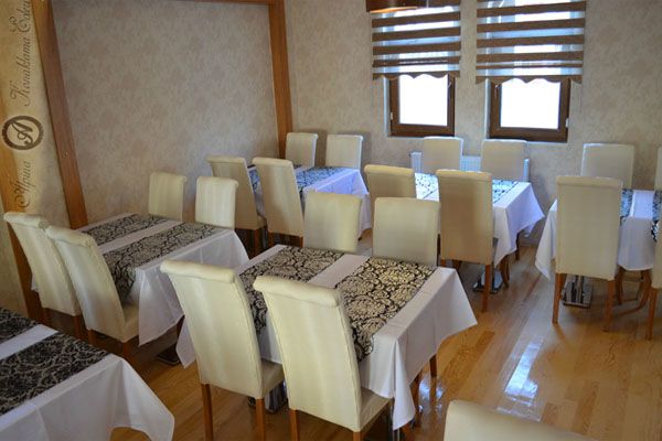 Alpina Konakları