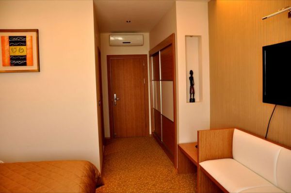 Amazon Aretias Otel