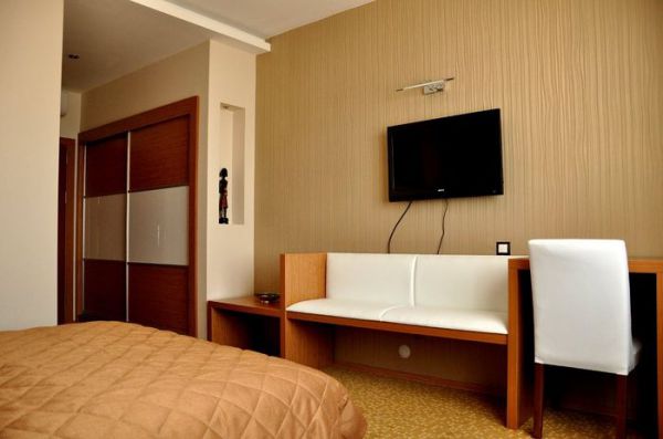 Amazon Aretias Otel