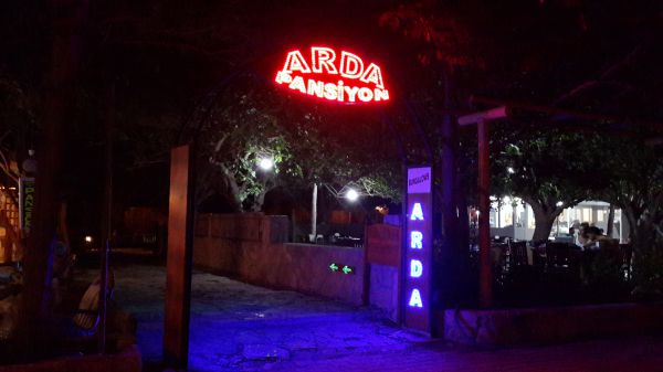 Arda Bungalows