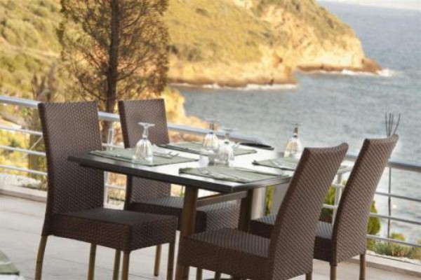 Aria Claros Beach Spa Resort