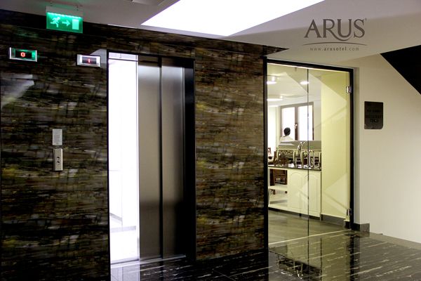 Arus Otel