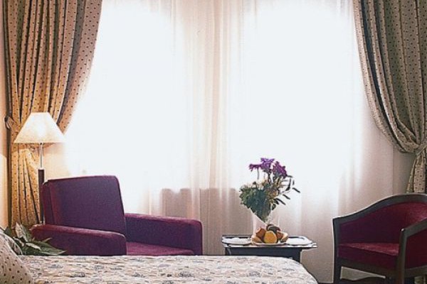 Asal Hotel