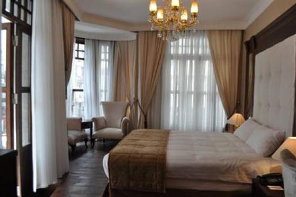 Atik Palas Hotel