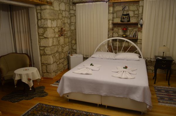 Avcı Han Taş Ev Otel