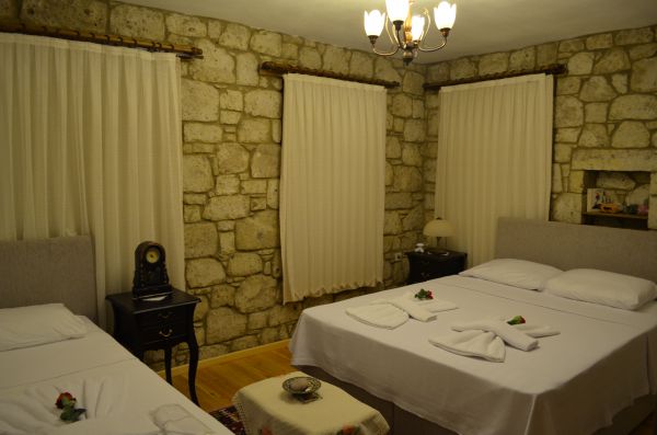 Avcı Han Taş Ev Otel
