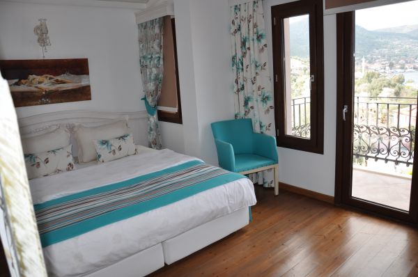 Badem Tatil Evi