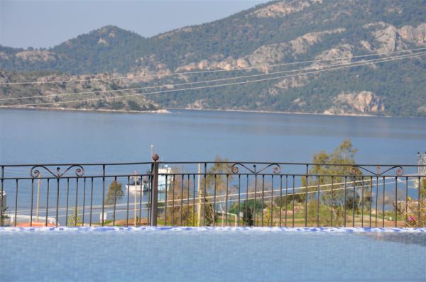 Badem Tatil Evi