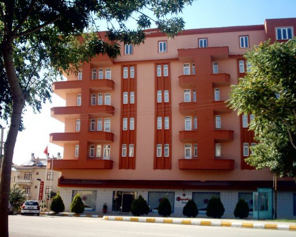 Bayrakçı Otel