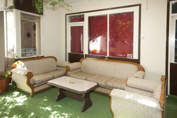 Bergama Hostel & Pension