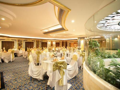 Best Western Senator Hotel