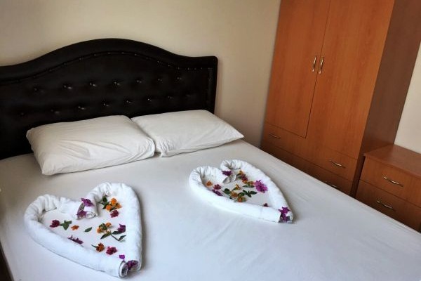 Burcu Apart Palamutbükü