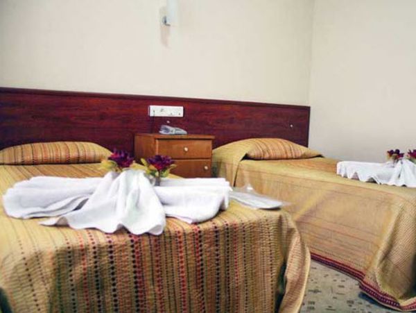 Çınar Otel