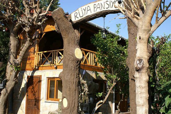 Çıralı Rüya Pansiyon