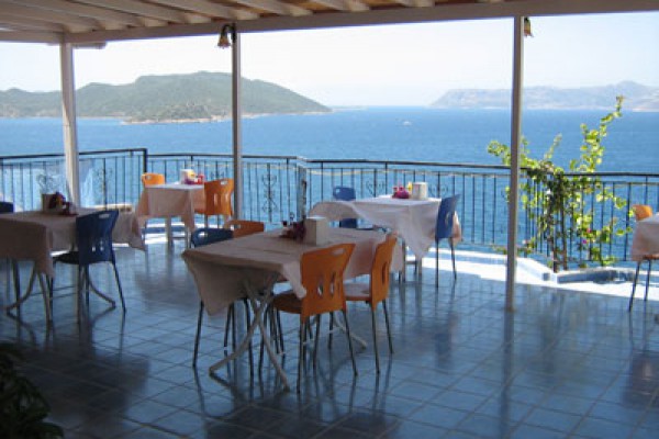 Defne Hotel