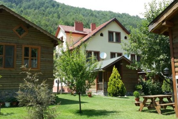 Doğa Köşkü Abant Bungalow Evleri