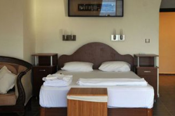 Dolphin Boutique Hotel