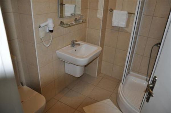 Düzce Anıl Otel