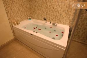 Elmas Garden Inn Hotel