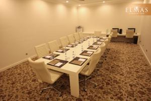 Elmas Garden Inn Hotel