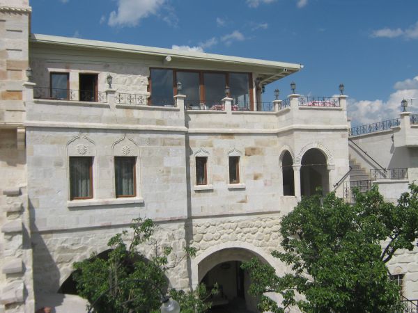 Elysee Cave House