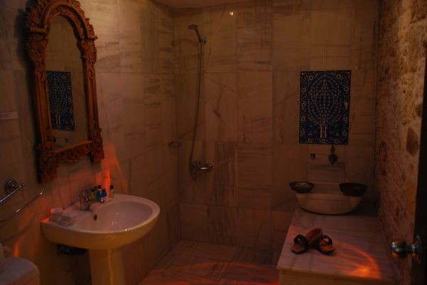 Focantique Hotel