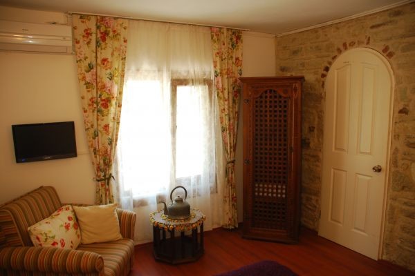 Focantique Hotel