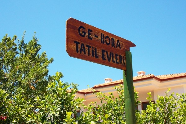 Ge Bora Tatil Evleri