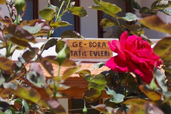Ge Bora Tatil Evleri