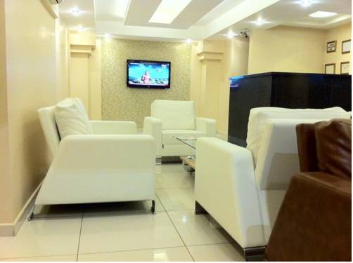 Grand 53 Hotel