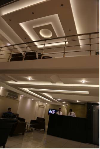 Grand 53 Hotel