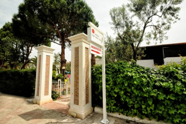 Hanedan Foça Flora Villas