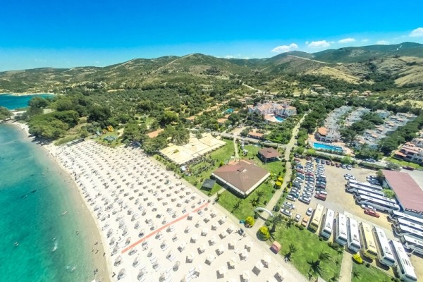 Hanedan Foça Flora Villas