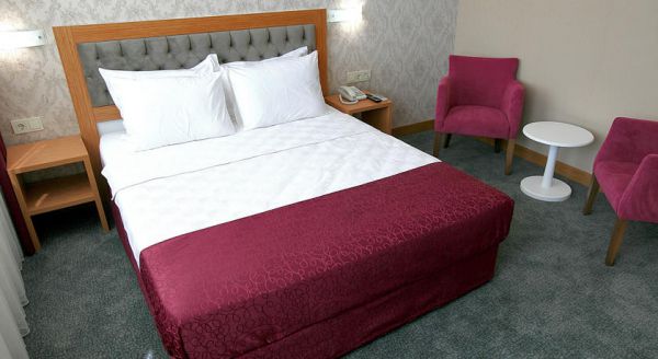 Helikon Business Hotel