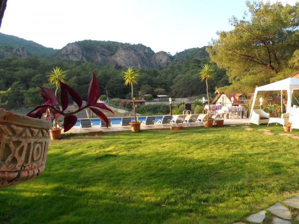 Hisarönü Bungalow
