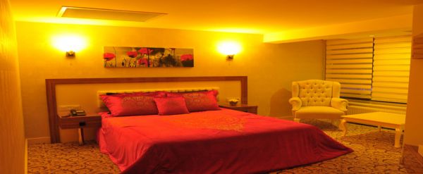Hotel İzgi Turhan