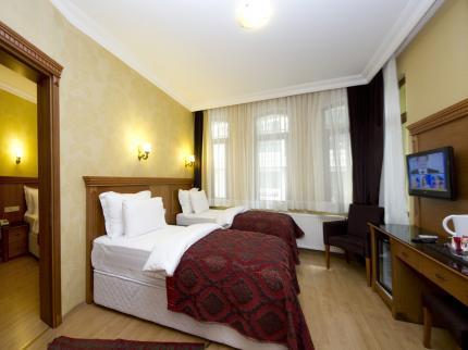 Hotel New House