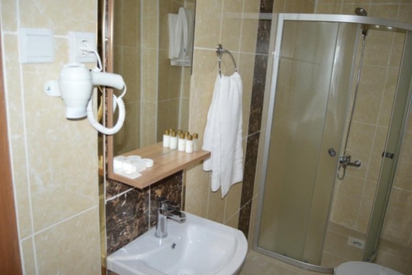 Hotel Vadi-i Leman