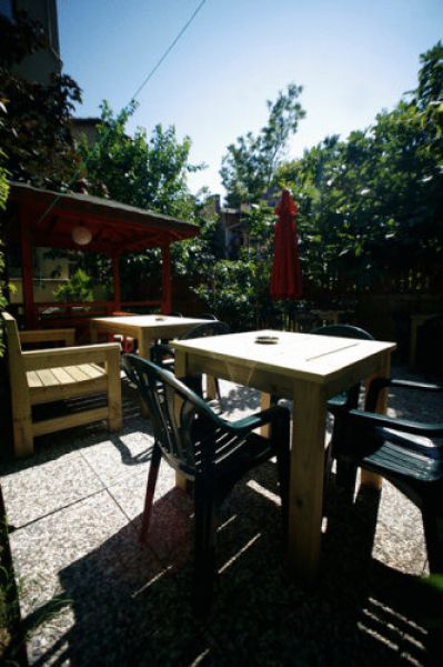 Hush Hostel Lounge